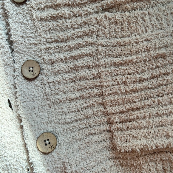 Barefoot Dreams NWT cozy twist raglan cardigan - Picture 4 of 4